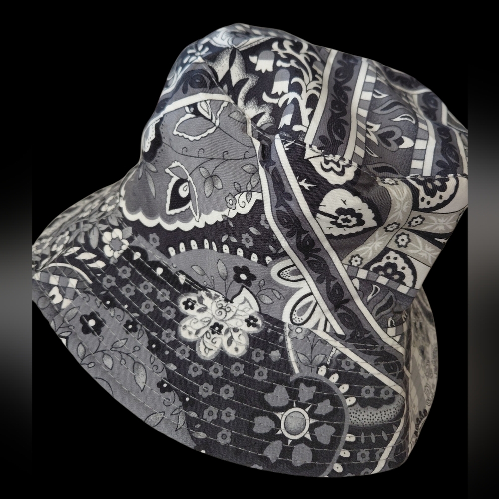 Patchwork Paisley Pattern Bucket Hat Unisex 22"-23" - Picture 3 of 5